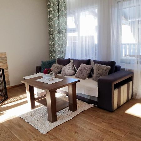 Apartament Deja Vu-Bieszczady Ustrzyki Dolne Kültér fotó