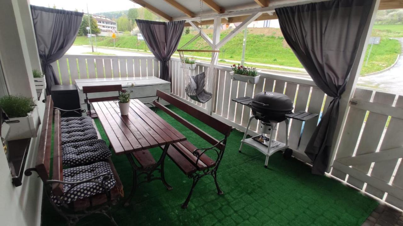 Apartament Deja Vu-Bieszczady Ustrzyki Dolne Kültér fotó